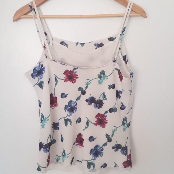 Vintage Dino Floral Top - Picture 4 of 5